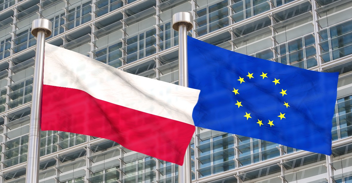 Polsko může čerpat 76 miliard eur z fondů. Eurokomisař jednal s novou vládou o reformách
