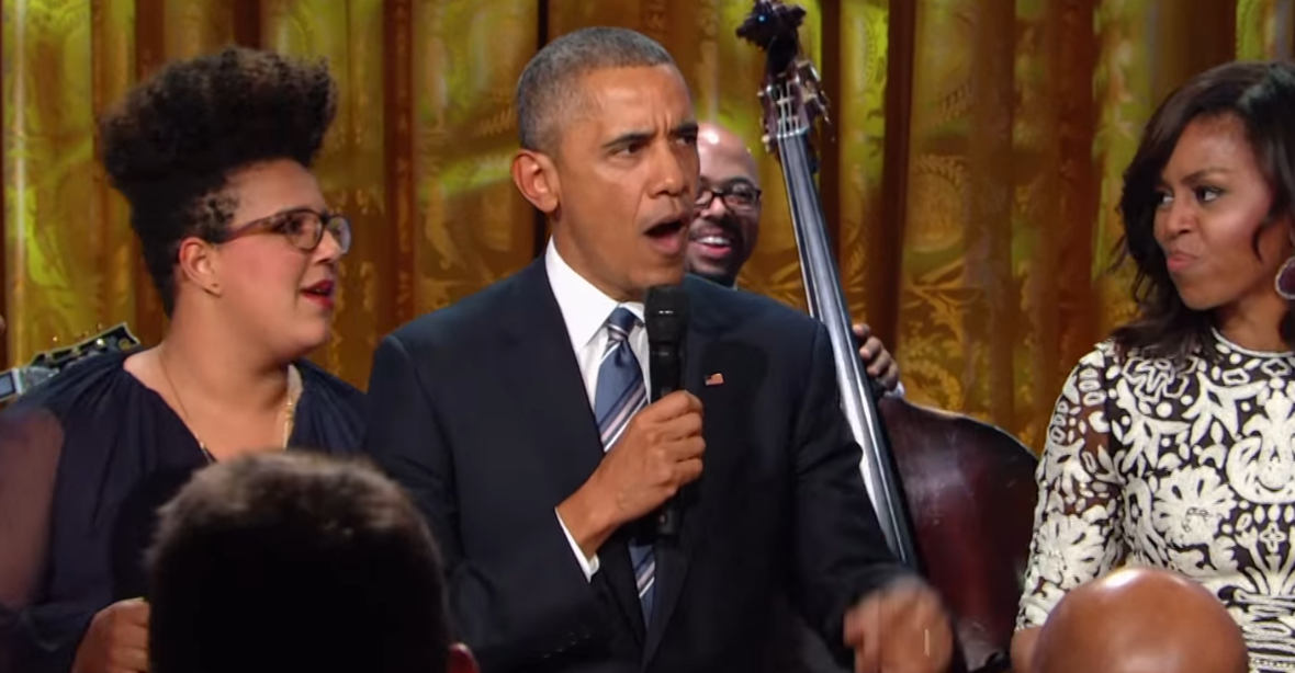 Barack Obama zatančil a rozezpíval sál