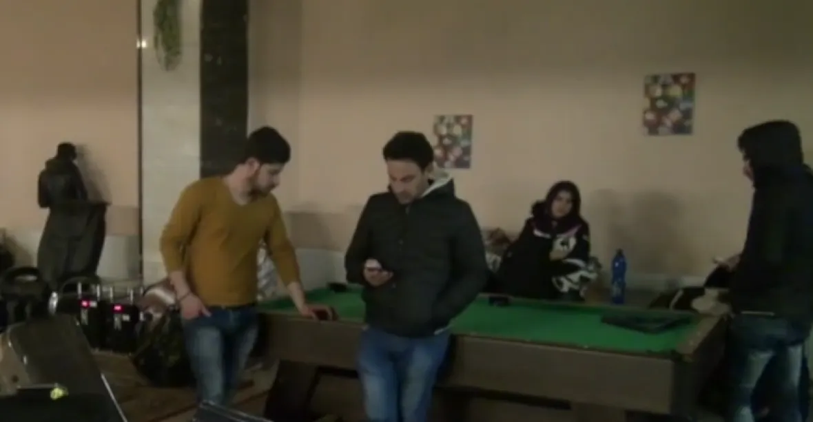 Iráčtí uprchlíci se do Německa nedostali, chtějí znovu žádat o azyl v ČR