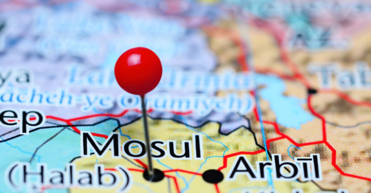 Islámský stát podle OSN zabíjí v Mosulu civilisty za zradu