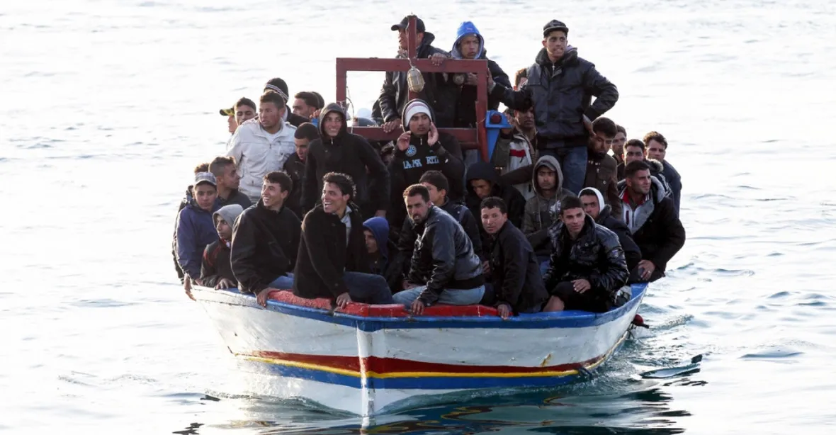 Krácení dotací odpůrcům migračních kvót není řešení, říká německý ministr
