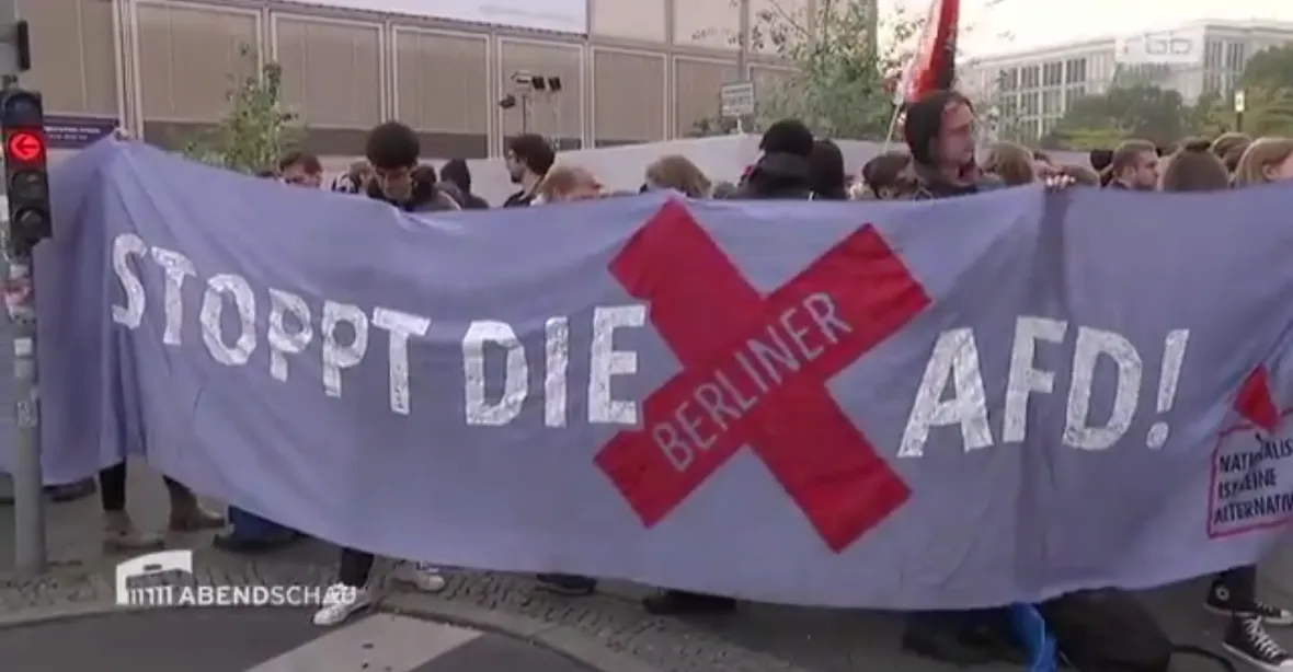 AfD lépe chápe, že se řada Němců necítí bezpečně