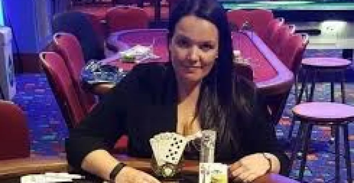 „Královna pokeru“ na prestižní turnaj do Rozvadova nedorazila. Zemřela v noci při autonehodě