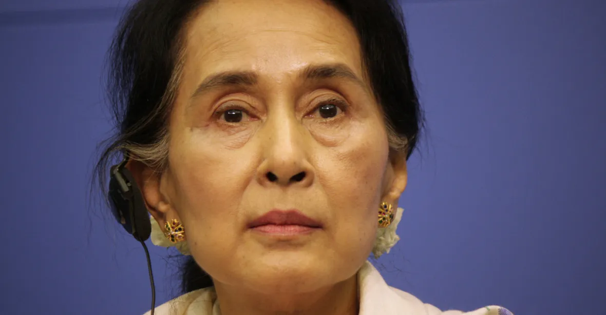 Oxford odňal bývalé barmské disidentce Su Ťuj prestižní ocenění