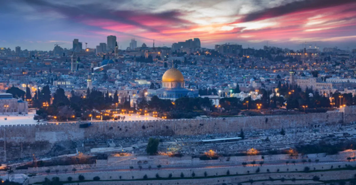 Nezávazná rezoluce OSN odsoudila Trumpovo rozhodnutí o Jeruzalému