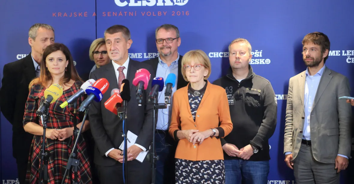 Firma Česká republika dostane firemní ústavu