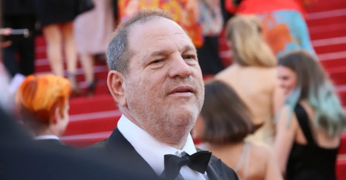 Weinsteina zachrání ženské investorky, odškodní obtěžované ženy