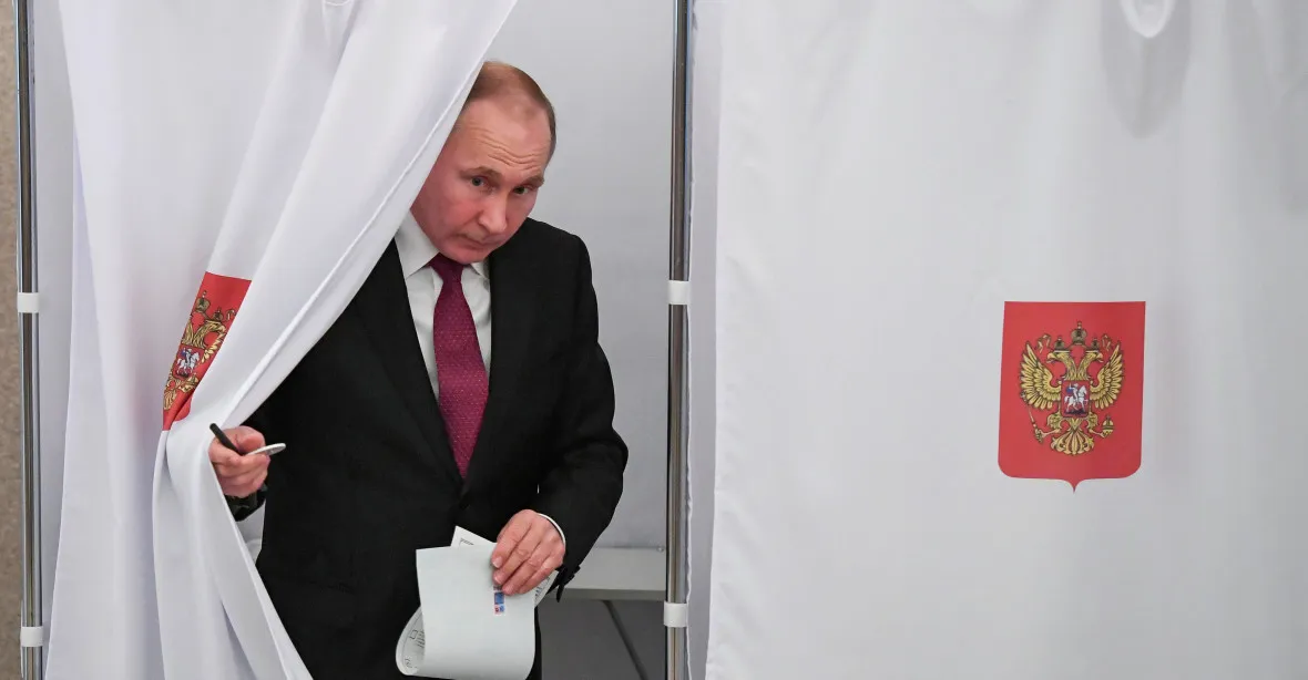 Putin drtivě vyhrál, prezidentem bude dalších šest let