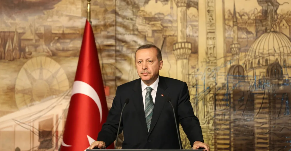 Zahájili jsme operace proti PKK v Iráku, tvrdí turecký prezident Erdogan