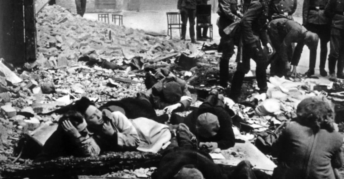 Největší ozbrojené povstání Židů utopili nacisté v krvi