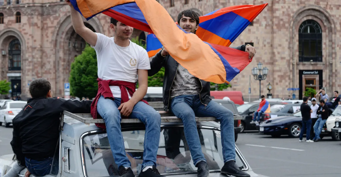 Demonstranti poslechli svého vůdce, v Jerevanu je klid