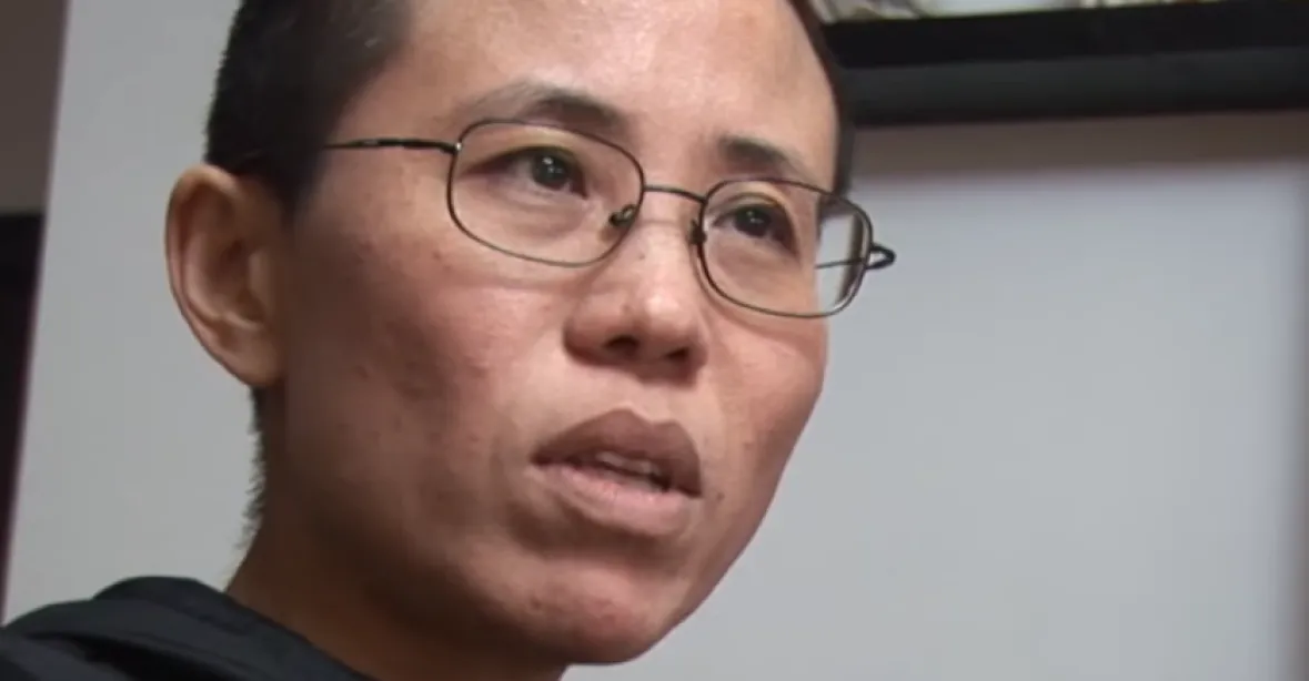 Po osmi letech propuštěna. Vdova po disidentovi Liou Siao-poovi vycestovala z Číny