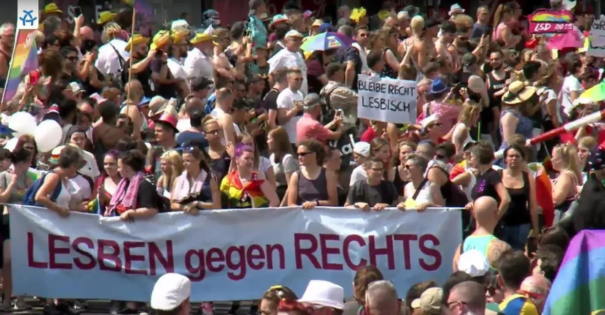 VIDEO: Statisíce lidí pochodovaly Berlínem pro podporu sexuálních menšin