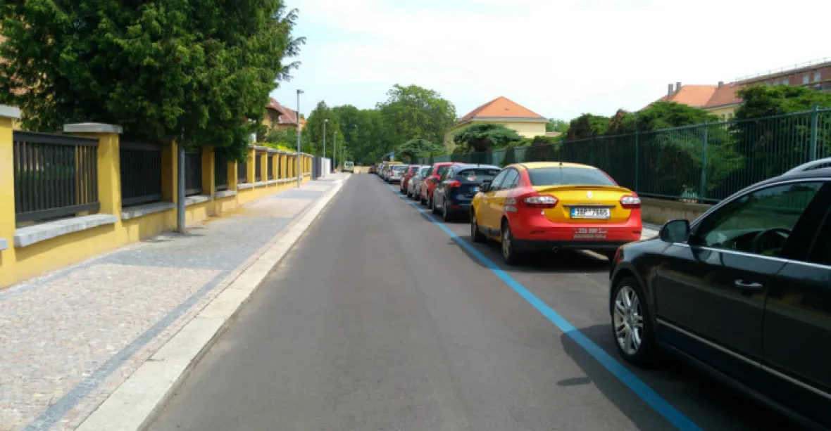 ODS navrhuje jednu velkou parkovací zónu v Praze