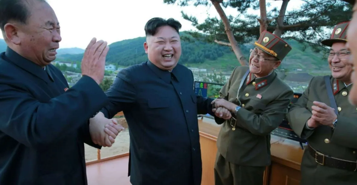 USA se musí přestat chovat podle „zastaralých scénářů“, vzkazují z Kimovy říše