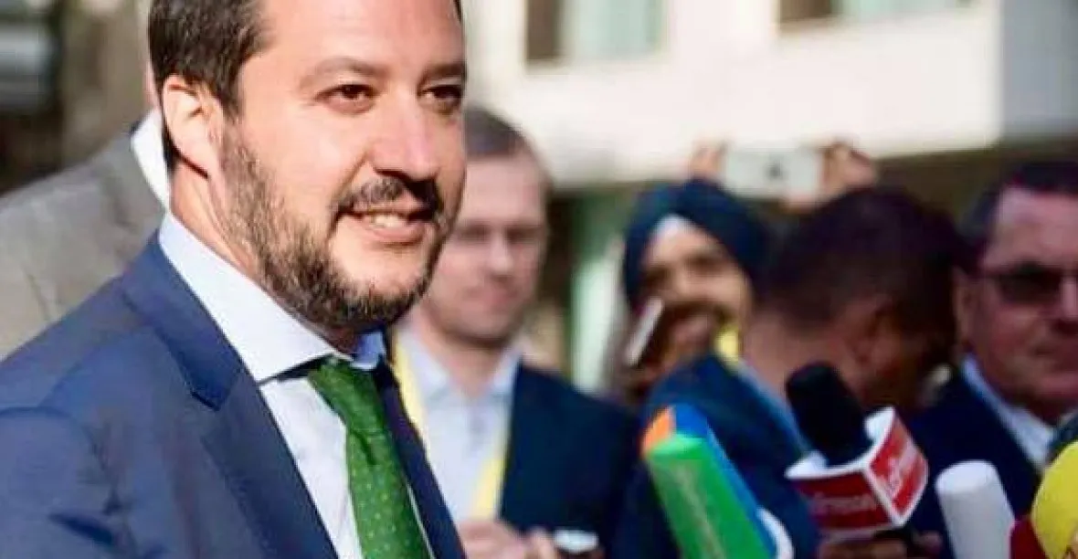 Salvini vystoupil proti homosexuálním párům, vadí mu nárok na rodičovství