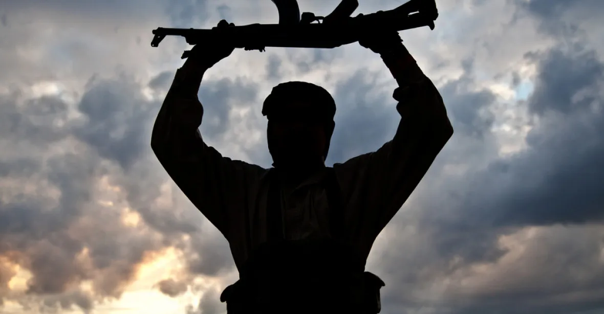 Tálibán útočil na severu Afghánistánu. Zabil přes 40 vojáků a policistů