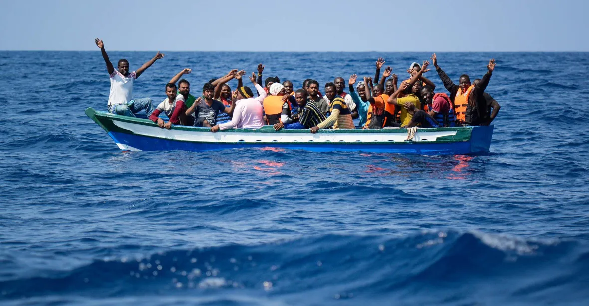 Afrika netančí, jak EU píská. Marocký ministr odmítá výstavbu center pro migranty