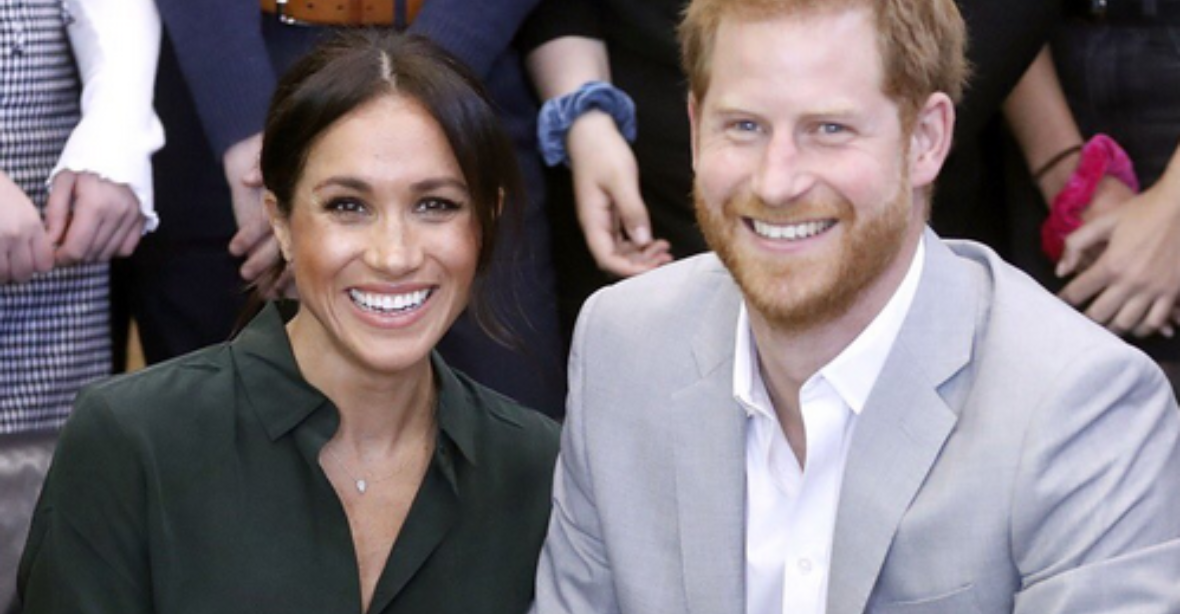 Britská královská rodina se rozrůstá. Harry a Meghan oznámili očekávání potomka