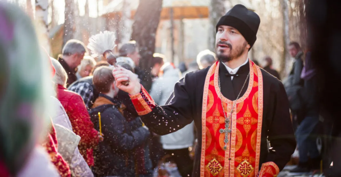 Odveta za Ukrajinu. Ruské pravoslaví ruší styky s konstantinopolským patriarchou