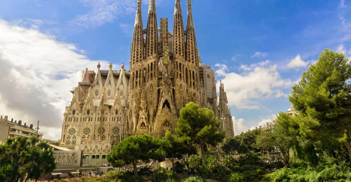 Barcelonská Sagrada Familia konečně získá stavební povolení