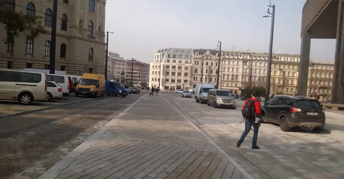 Na Václavské náměstí se vrátí tramvaje. Dvakrát přetnou magistrálu