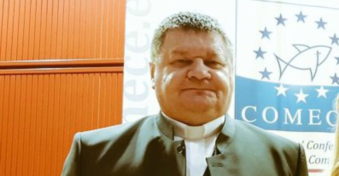 Nimrod s mitrou. Chorvatský biskup při lovu omylem postřelil člověka, hrozí mu tři roky