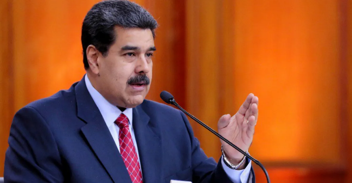 Kolem Madurova krku se utahuje smyčka. Podle evropských lídrů má 8 dní na vyhlášení voleb