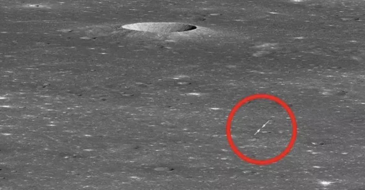 NASA zveřejnila snímek čínské sondy na odvrácené straně Měsíce