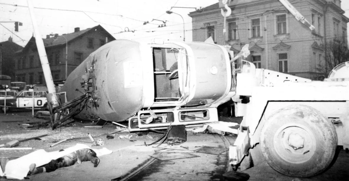 Osudová výhybka. Nejhorší tramvajová nehoda v Praze stála život 7 cestujících