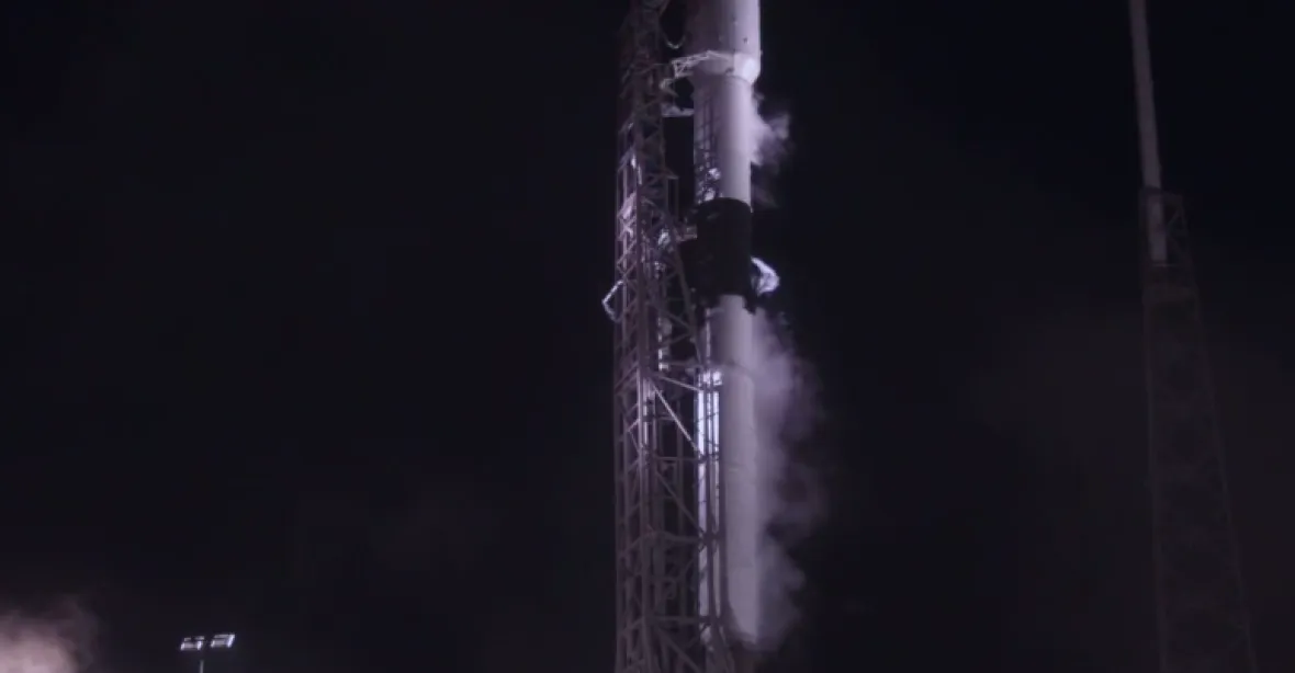 VIDEO: Falcon odstartoval. Nová sonda má na Měsíci vztyčit izraelskou vlajku