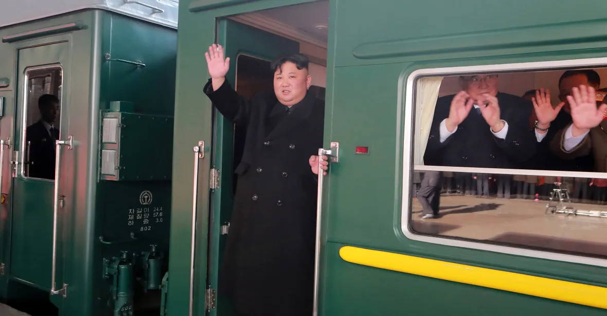 Další summit Trumpa s Kimem. Vůdce KLDR míří do Vietnamu obrněným vlakem