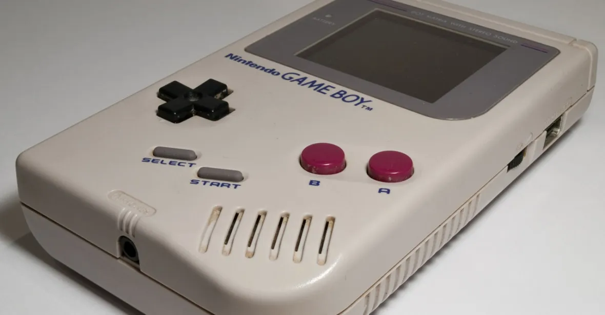 Legendární herní konzole slaví 30. výročí. Game Boye se prodalo přes 100 milionů kusů
