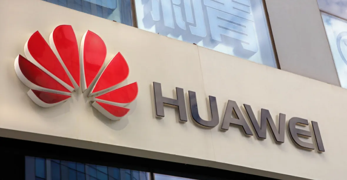 Velká rána pro Huawei. Google mu omezí přístup k Androidu a aplikacím