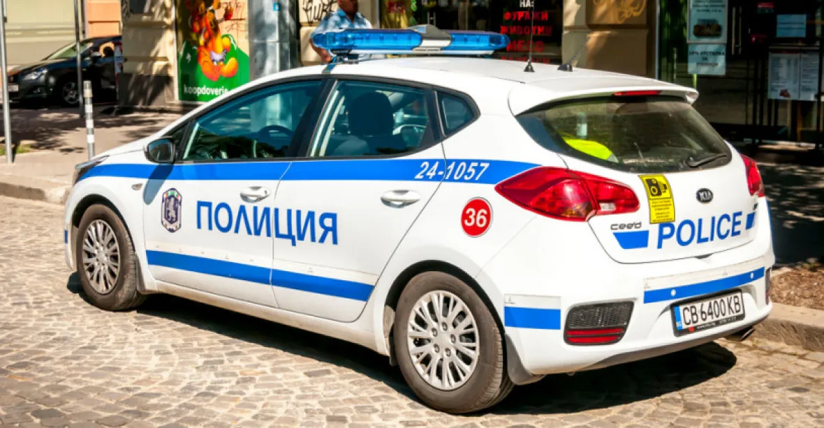 Mladík chystal bombový útok v Bulharsku. Policie u něj našla výbušniny i vlajku islamistů
