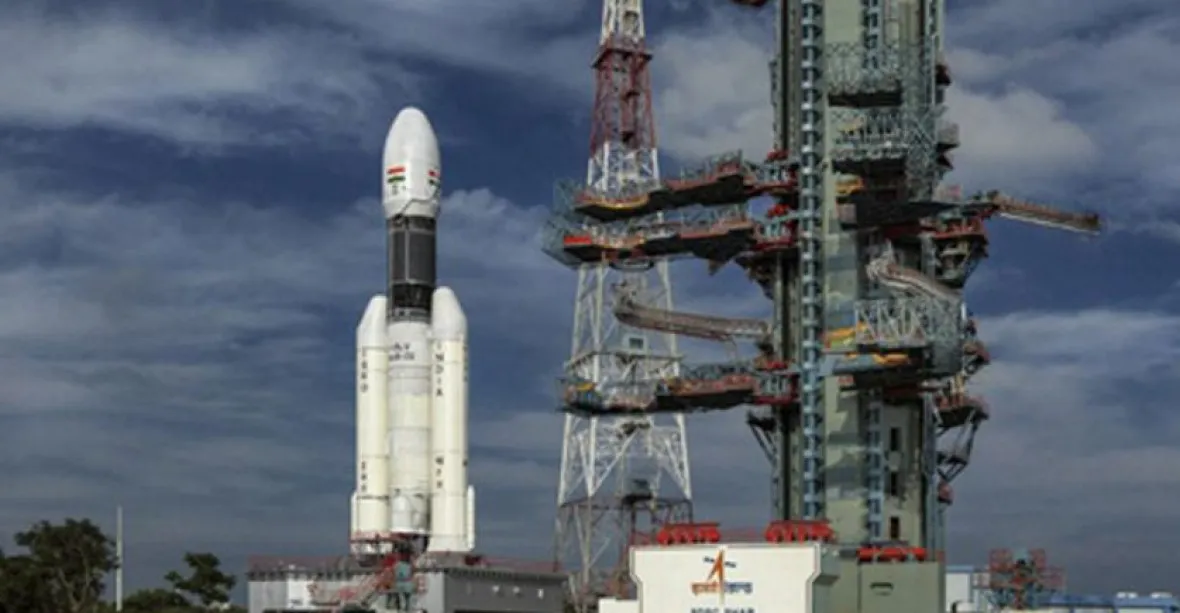 Indie v červenci vyšle sondu s vozítkem na Měsíc. V plánu má i astronauty na zemské orbitě