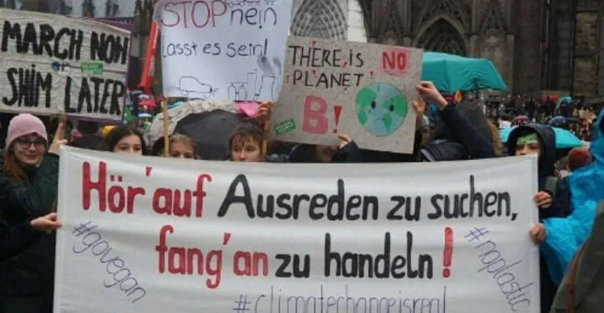 Pátky nestačí. Studenti v Kolíně na Rýnem stávkují za klima celý týden