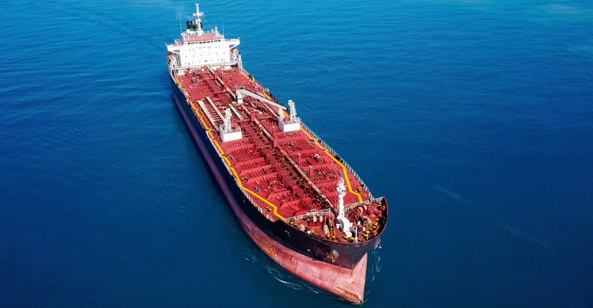 Írán: Zadržený britský tanker měl nehodu s rybářskou lodí. Reakce bude rozhodná, zní z Británie