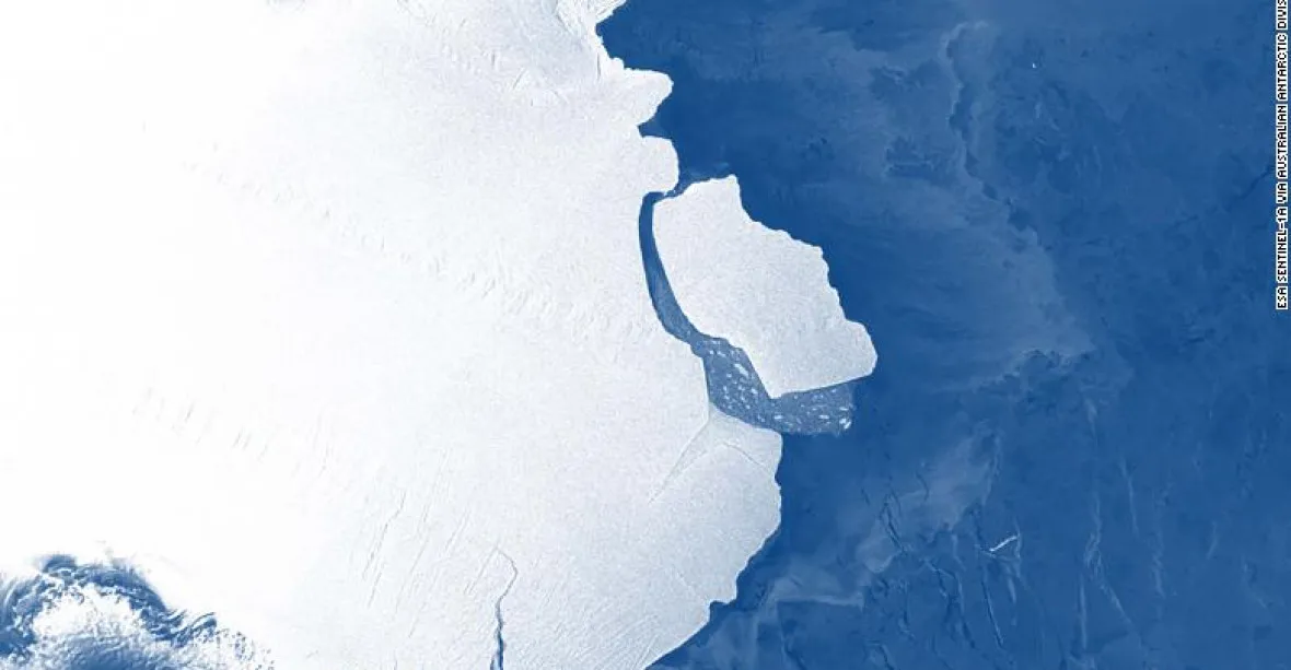 V Antarktidě se odtrhla obří ledová kra velká jako tři Prahy. Normální cyklus, míní vědci