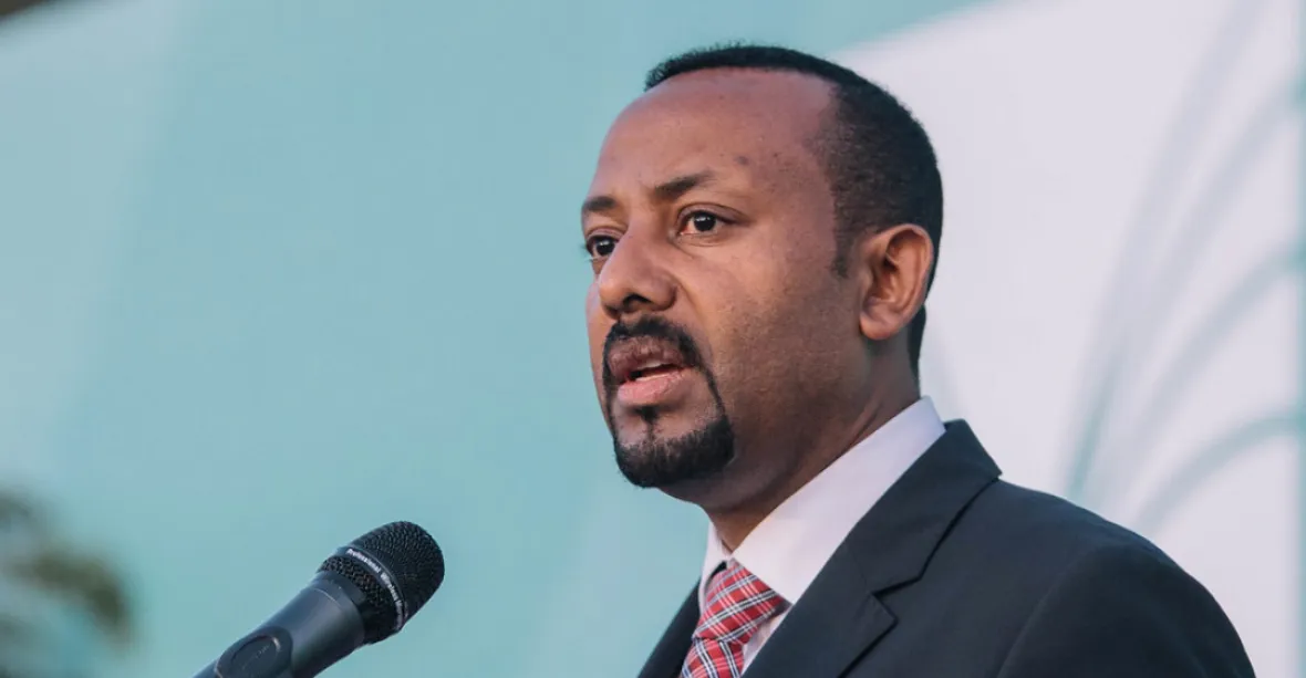 Nobelovu cenu za mír získal etiopský premiér Abiy Ahmed za mír s Eritreou
