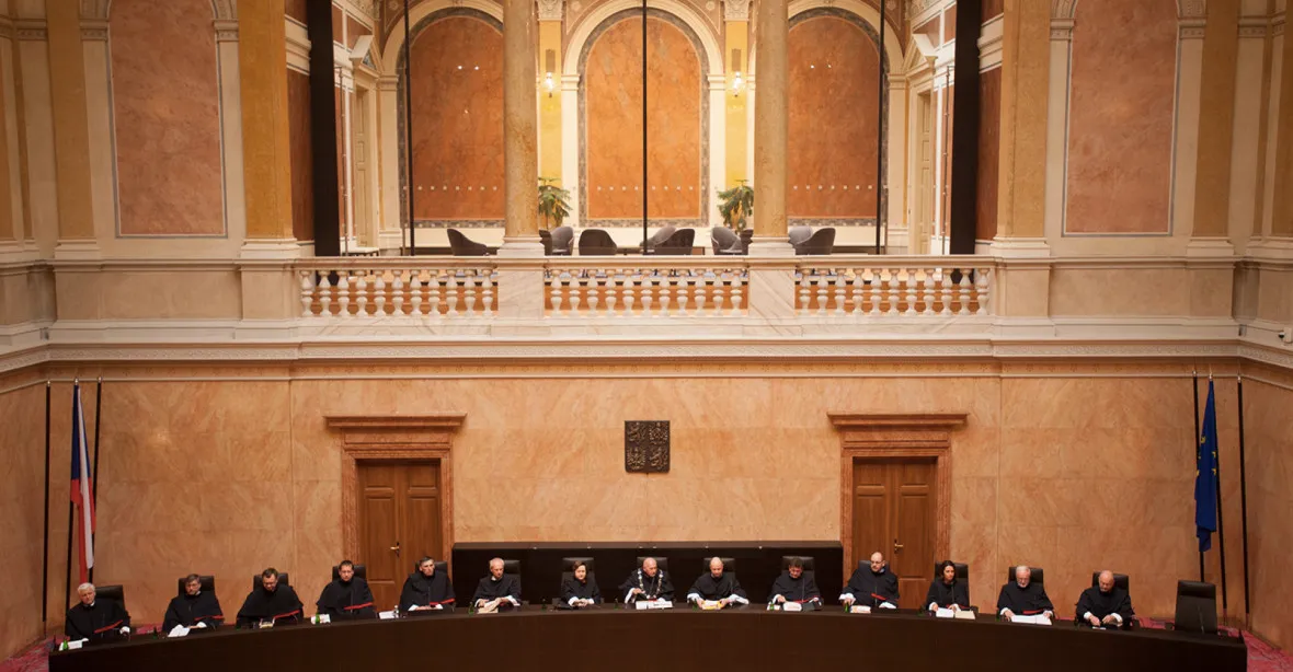 Hraběcí rozhodnutí Ústavního soudu
