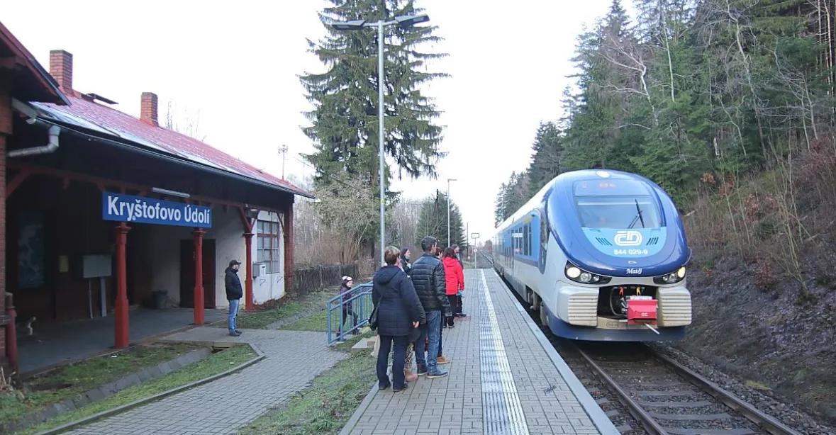České dráhy chtějí na vlaky vynaložit až 40 miliard, velké výdaje plánují i další