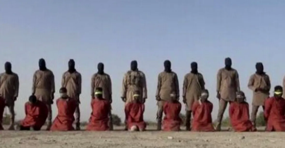 Zastřeleni a probodnuti. Afričtí islamisté zveřejnili záběry popravy 11 křesťanů