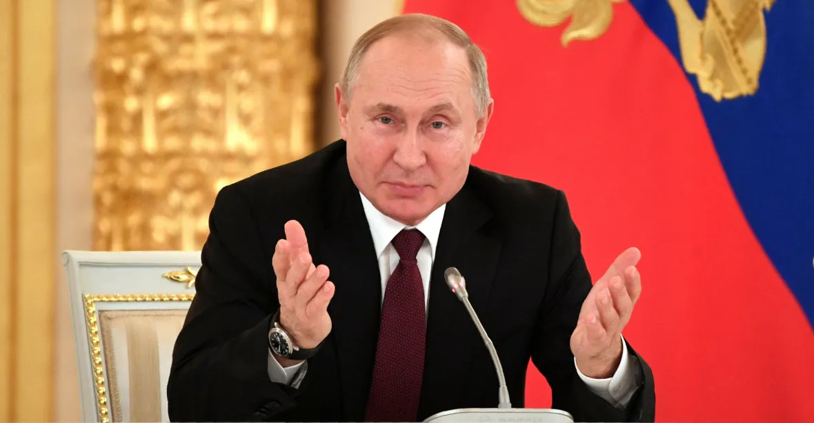 Putin „stalinistickým výkladem“ naštval Poláky. Varšava si předvolala velvyslance