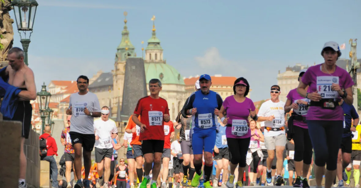 IKEM: Po pražském maratonu mělo 70 % sledovaných běžců poškozené srdce, čtvrtina ledviny