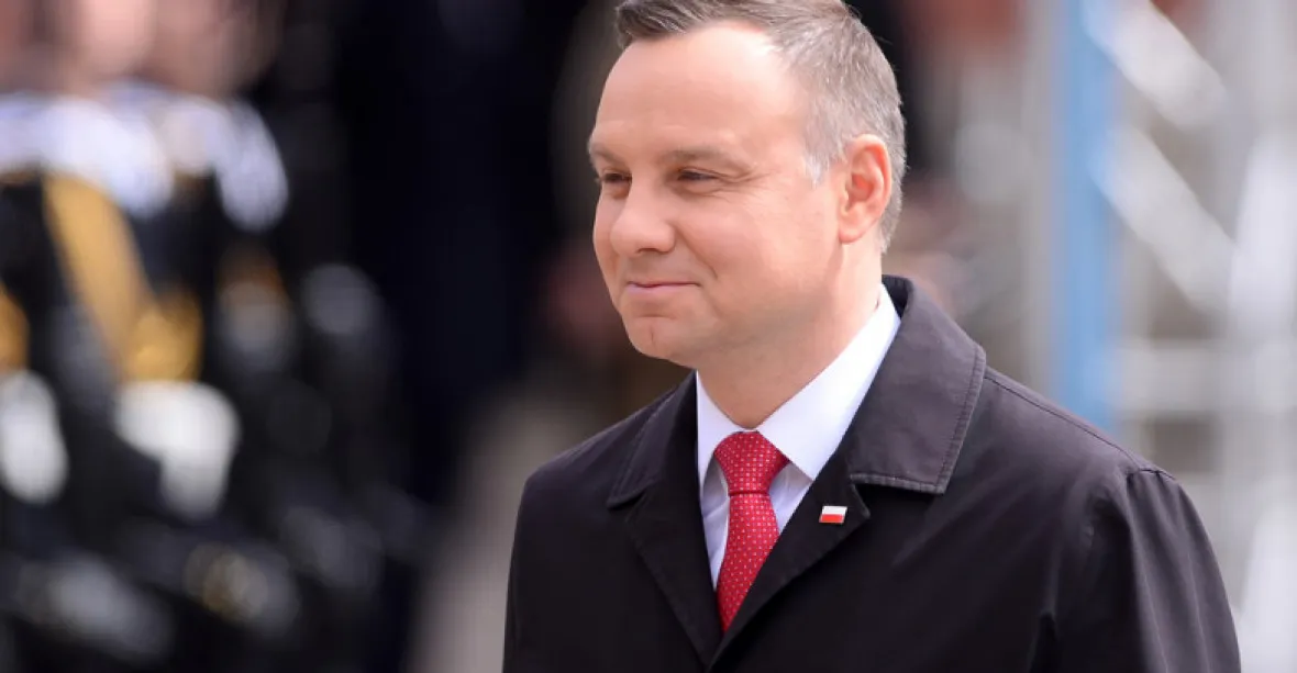 Polský prezident podepsal sporný zákon o trestání soudců