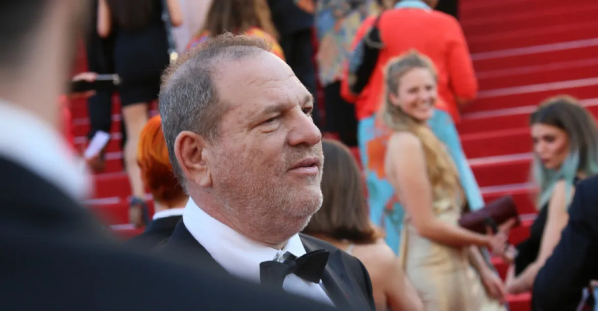 MeToo: Bývalý filmový producent Weinstein dostal v USA 23 let vězení