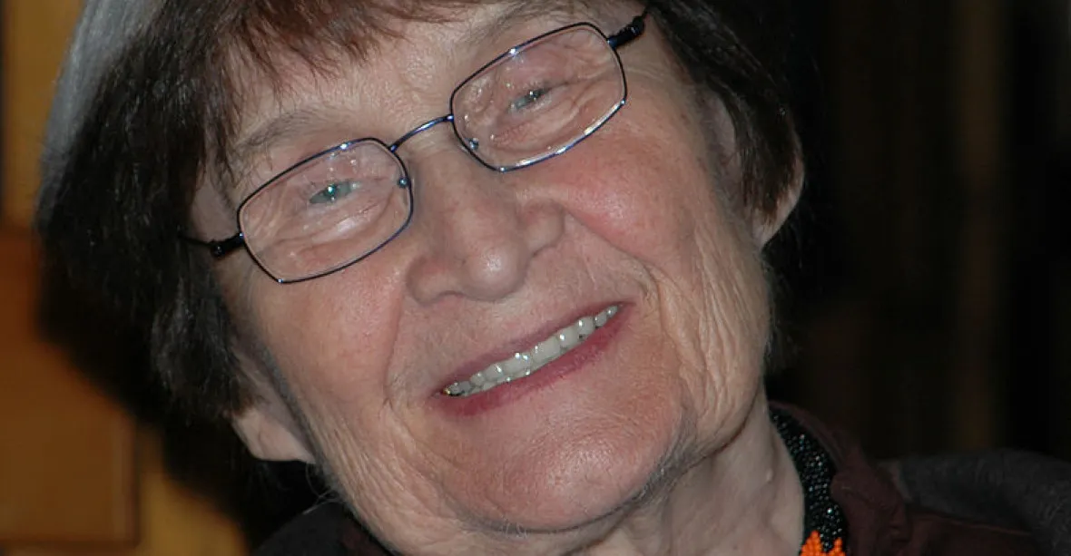 V 95 letech zemřela sklářská výtvarnice Brychtová