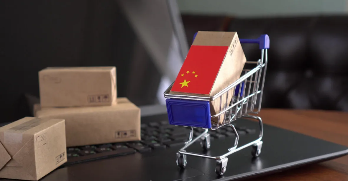 Zásilky z čínských e-shopů do Česka mohou zdražit o více než 100 procent. Projedná to vláda
