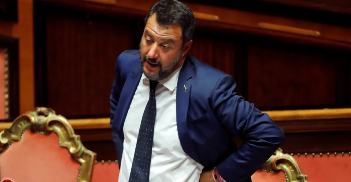 „Jsem hrdý, že jsem bránil Itálii.“ Salvini přišel o imunitu, může být souzen za bránění vylodění migrantů